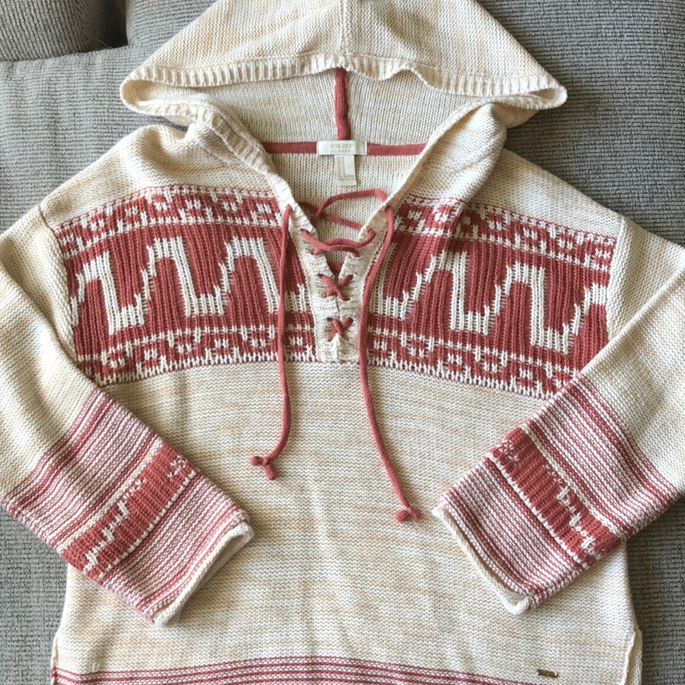 Hooded sweater